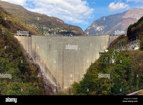 versace dam|james bond dam switzerland.